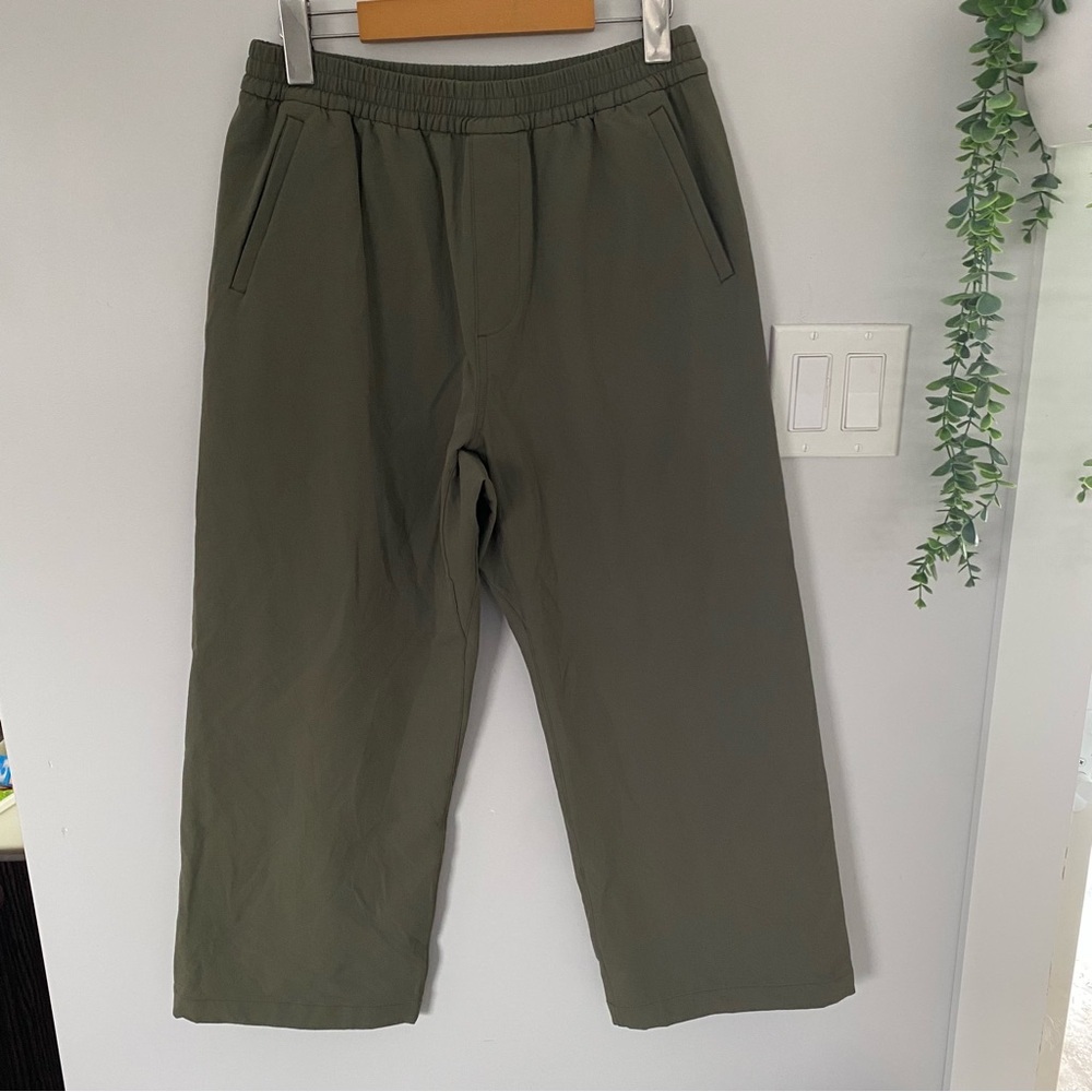 Outdoor Voices Green Pant Woman’s Size Medium